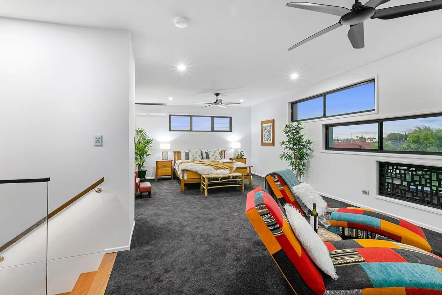 Holiday home Modern Luxury Pool Oasis Buddina